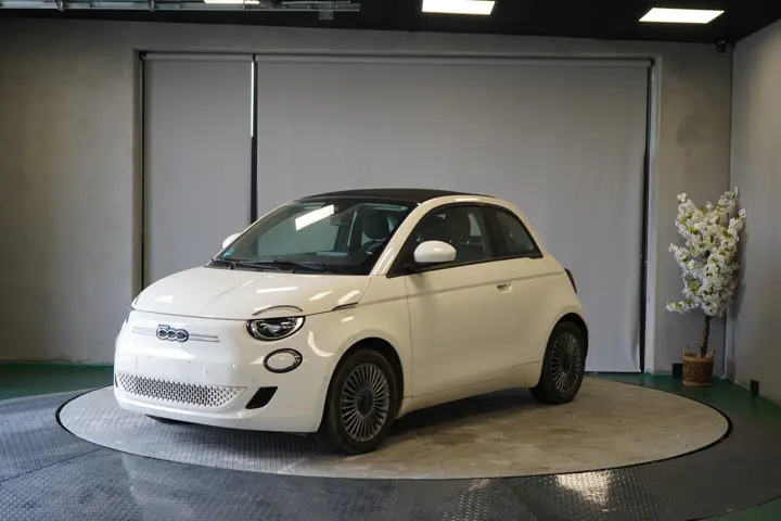 Fiat 500e