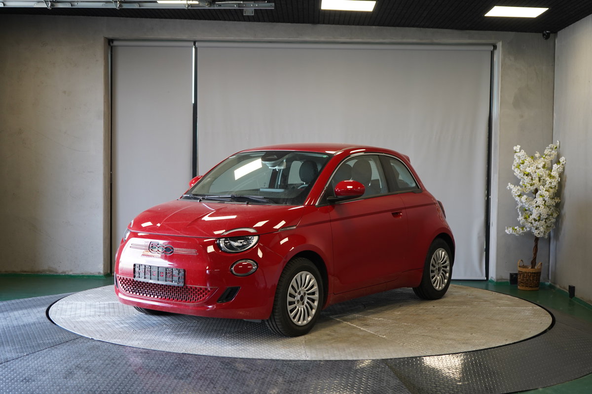 Fiat 500e 42 kWh (RED) Edition 118HK 