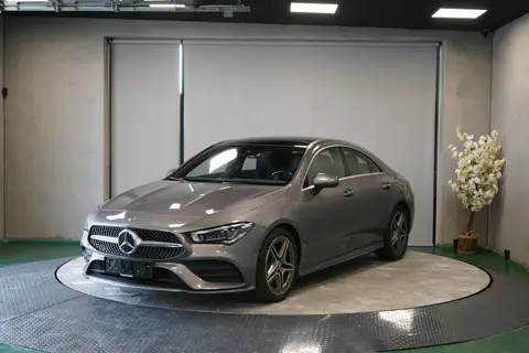 MERCEDES-BENZ CLA 220d Coupé AMG Line Aut. 